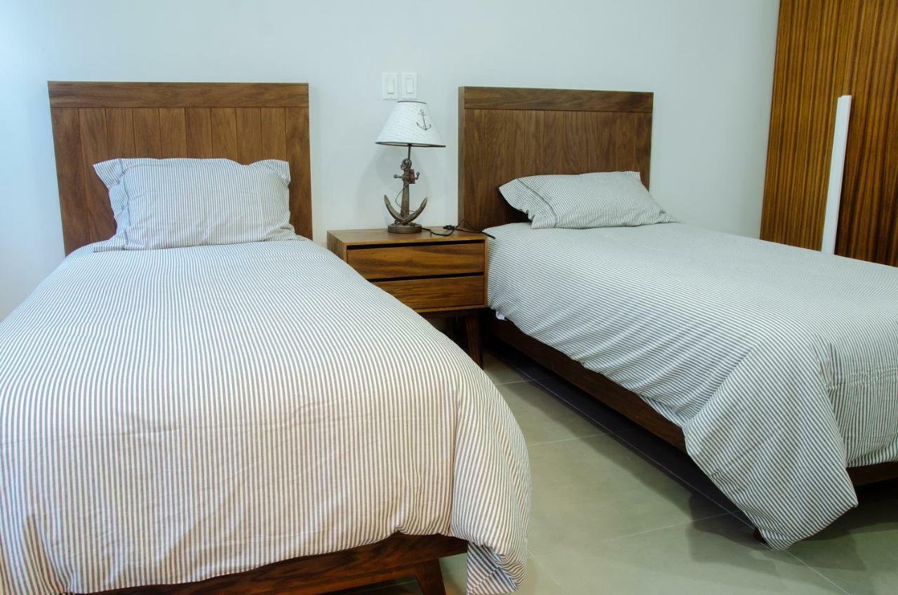 El Refugio Apartment เอนเซนาดา ภายนอก รูปภาพ